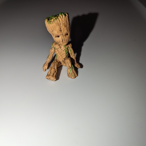 NIB Mini Groot - Picture 10 of 13